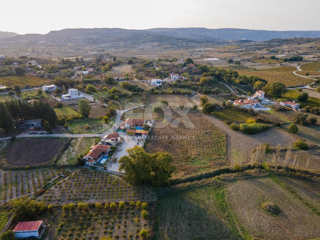 For sale, Residential field in Polemi community, in Paphos district.