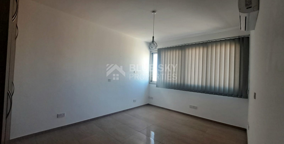 Office space of 125 sq.m. for rent in Paphos city