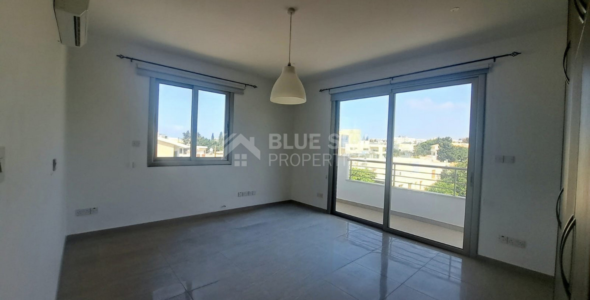 Office space of 125 sq.m. for rent in Paphos city