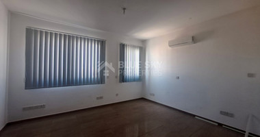 Office space of 125 sq.m. for rent in Paphos city