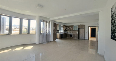 Office space of 125 sq.m. for rent in Paphos city