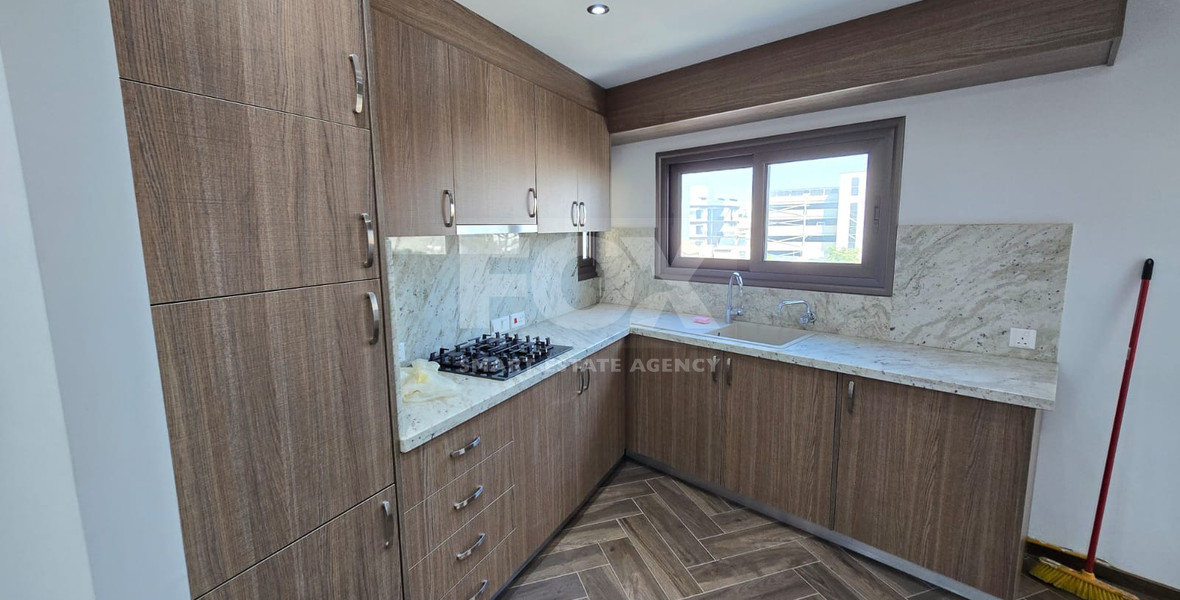 Modern Unfurnished Office for Rent in Agia Trias