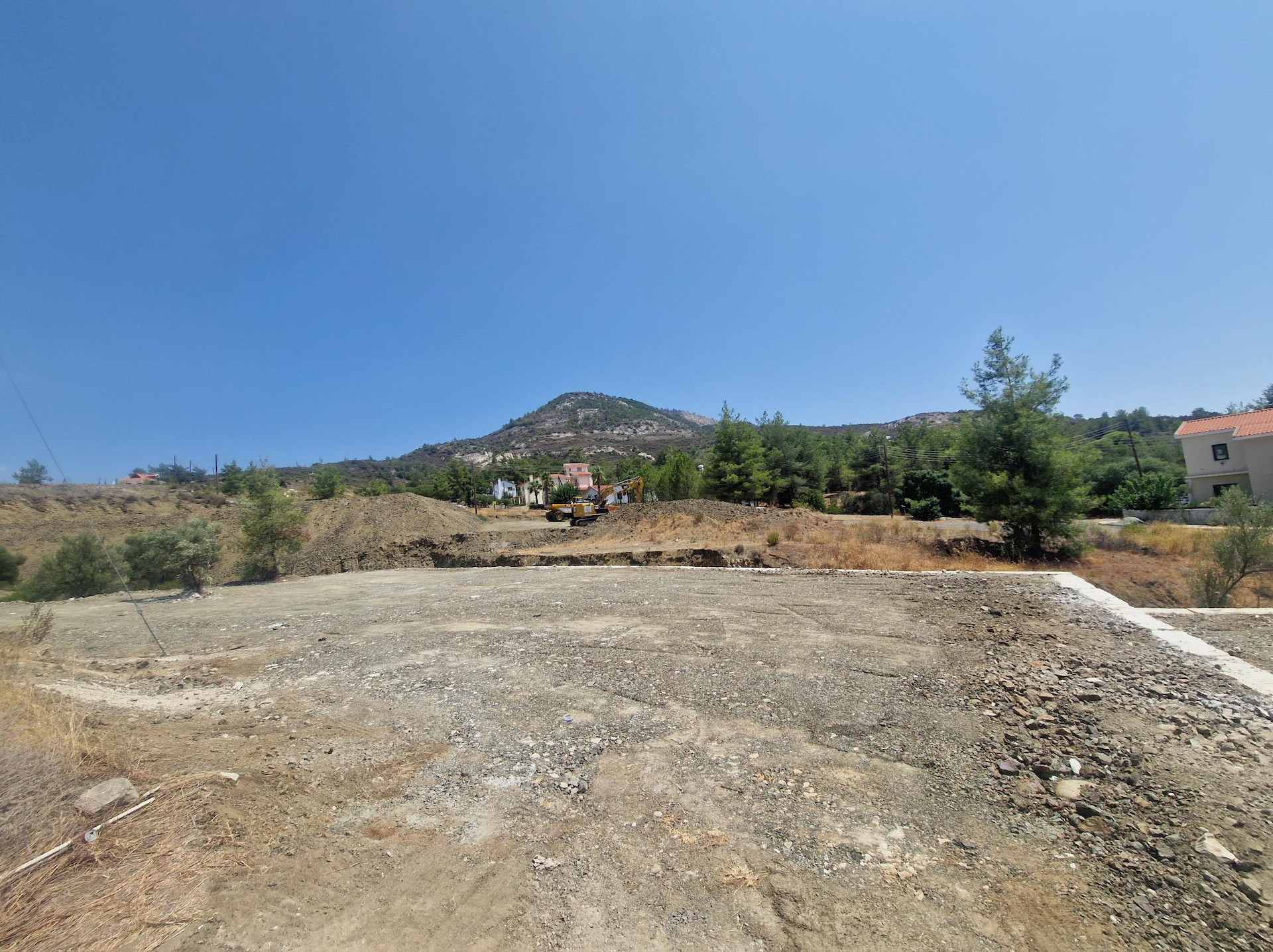 Atterrir  Trimiklini, Chypre