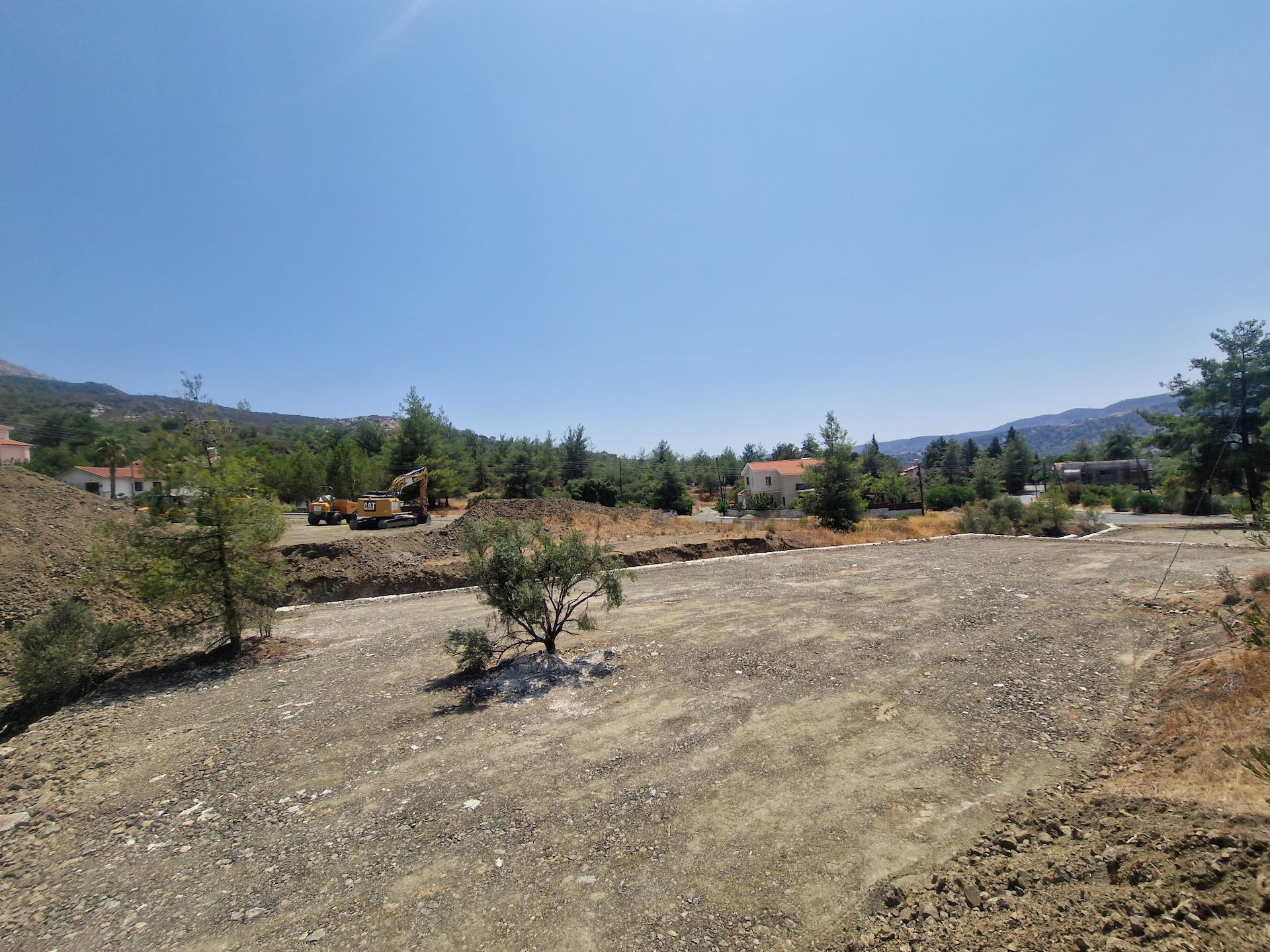 Atterrir  Trimiklini, Chypre