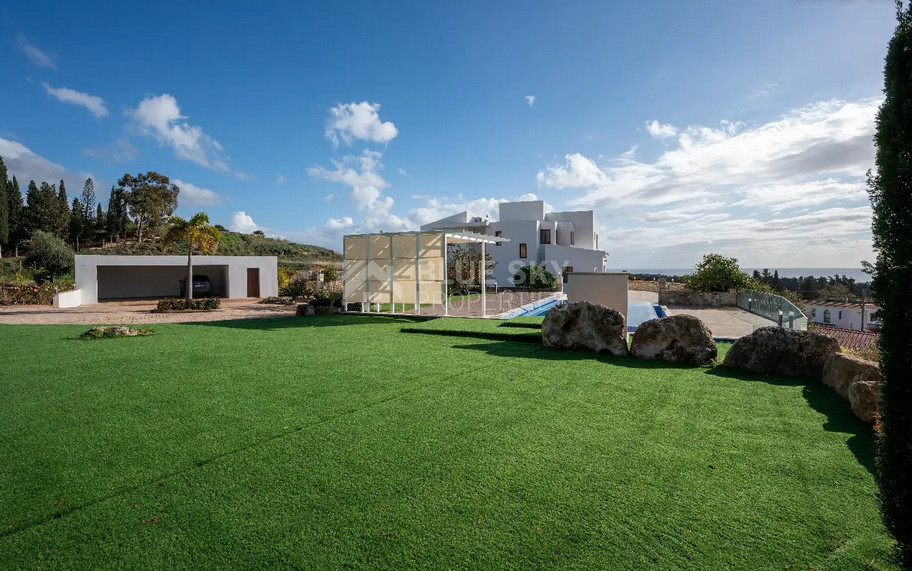 Exclusive Four-Bedroom Luxury Villa for Sale in Kouklia, Pafos