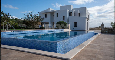 Exclusive Four-Bedroom Luxury Villa for Sale in Kouklia, Pafos