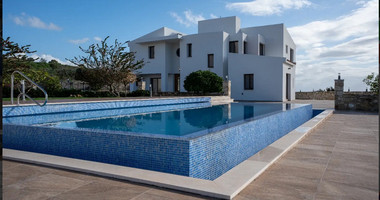 Exclusive Four-Bedroom Luxury Villa for Sale in Kouklia, Pafos