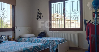 Three bedroom detached house with pool for rent in Moni, Limassol