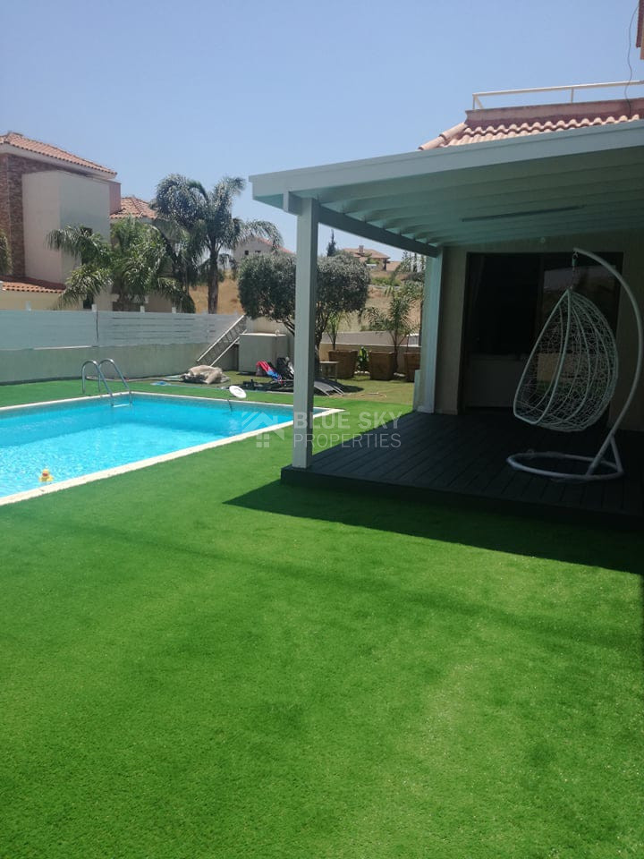 Three bedroom detached house with pool for rent in Moni, Limassol