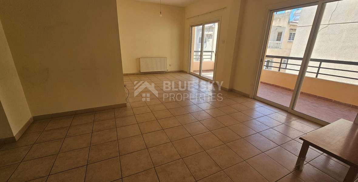 Spacious Top Floor three bedroom Apartment in Scenic Pafos for sale.