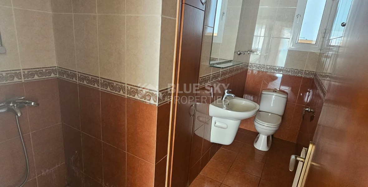 Spacious Top Floor three bedroom Apartment in Scenic Pafos for sale.
