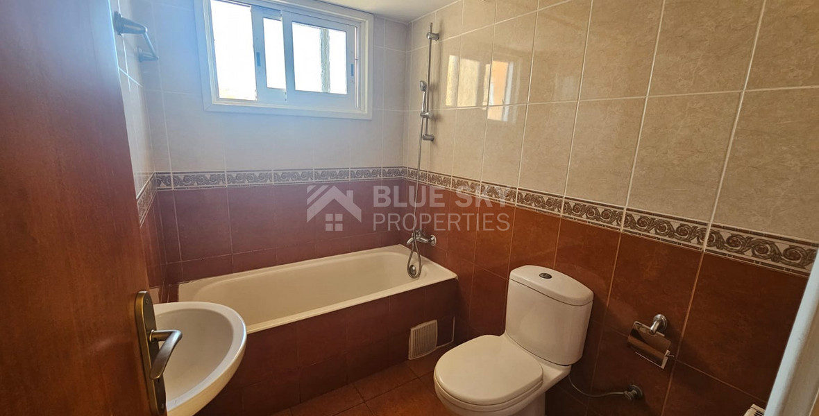 Spacious Top Floor three bedroom Apartment in Scenic Pafos for sale.