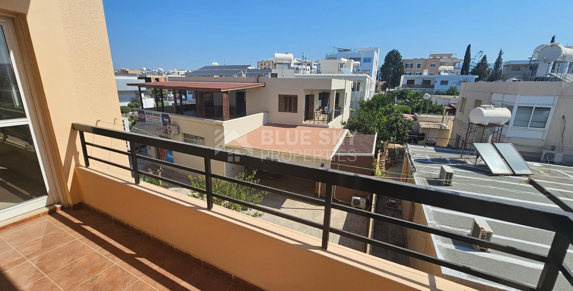 Spacious Top Floor three bedroom Apartment in Scenic Pafos for sale.