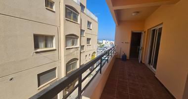 Spacious Top Floor three bedroom Apartment in Scenic Pafos for sale.