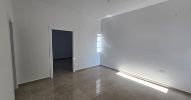 Unfurnished Ground Floor Office 100m2 in Ypsonas For Rent