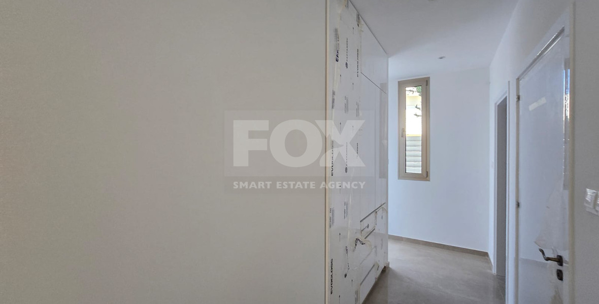 Unfurnished Ground Floor Office 100m2 in Ypsonas For Rent