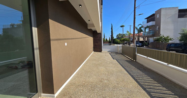 Unfurnished Ground Floor Office 100m2 in Ypsonas For Rent