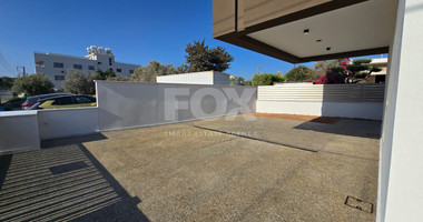 Unfurnished Ground Floor Office 100m2 in Ypsonas For Rent