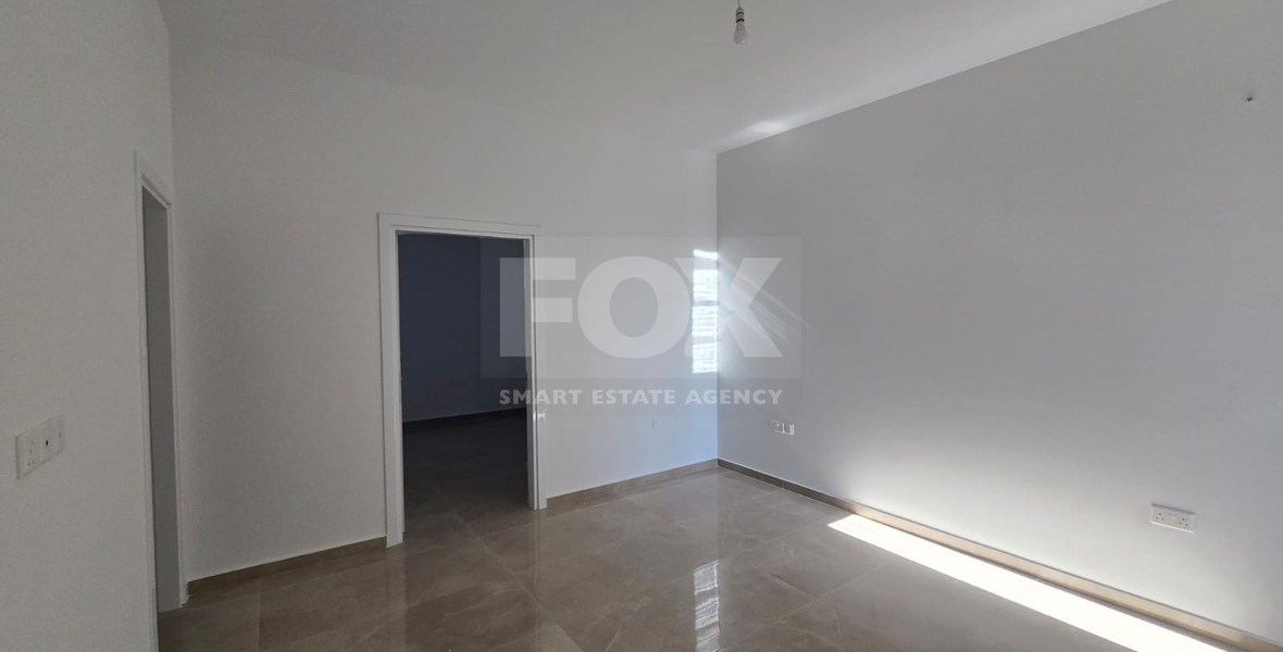 Unfurnished Ground Floor Office 100m2 in Ypsonas For Rent