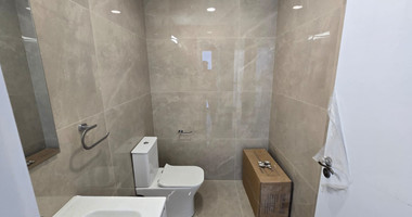 Unfurnished Ground Floor Office 100m2 in Ypsonas For Rent