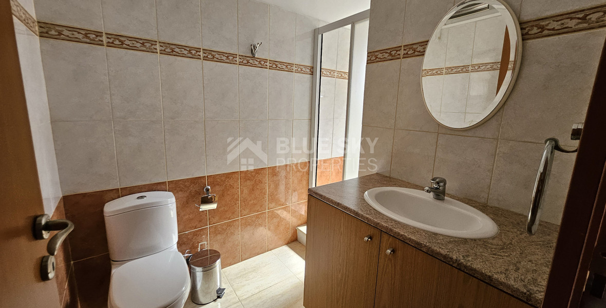 Fully Furnished-Beautiful Three Bedroom Semi Detached House for rent in Zakaki