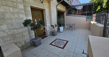 Fully Furnished-Beautiful Three Bedroom Semi Detached House for rent in Zakaki