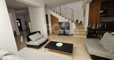 Fully Furnished-Beautiful Three Bedroom Semi Detached House for rent in Zakaki