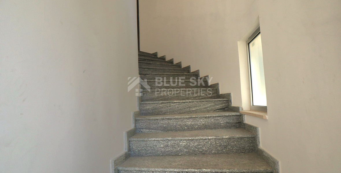 Five bedroom detached villa for sale in Agios Athanasios