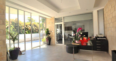 Five bedroom detached villa for sale in Agios Athanasios