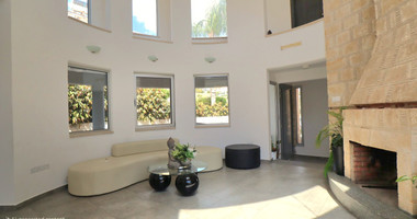 Five bedroom detached villa for sale in Agios Athanasios