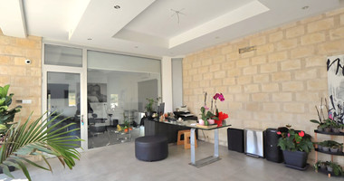 Five bedroom detached villa for sale in Agios Athanasios