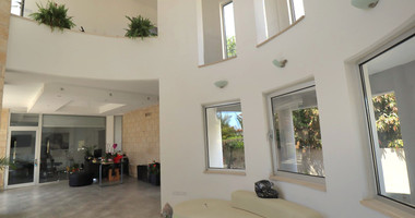 Five bedroom detached villa for sale in Agios Athanasios