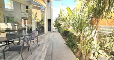 Five bedroom detached villa for sale in Agios Athanasios