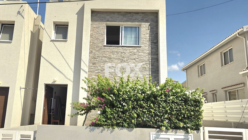 Δίδυμη κατοικία προς πώληση 302 μ² στην τοποθεσία Agios Athanasios, Limassol, Cyprus