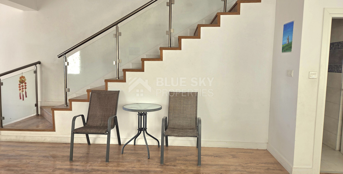 Six Bedroom Semi detached House for sale in Agios Athanasios