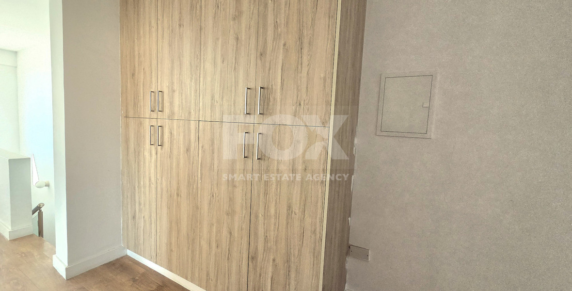 Six Bedroom Semi detached House for sale in Agios Athanasios