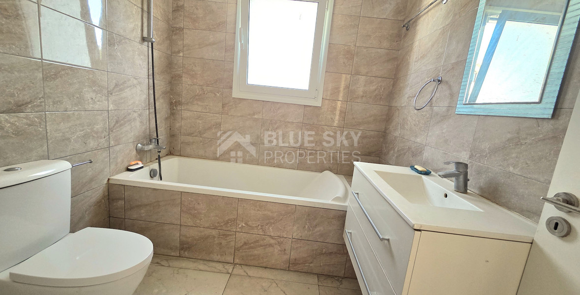 Six Bedroom Semi detached House for sale in Agios Athanasios