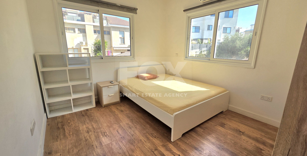 Six Bedroom Semi detached House for sale in Agios Athanasios