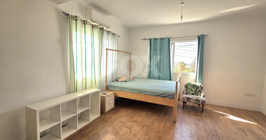 Six Bedroom Semi detached House for sale in Agios Athanasios