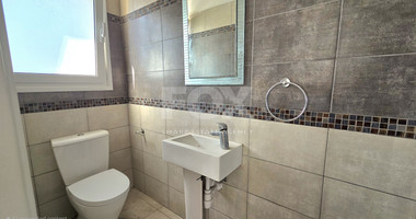 Six Bedroom Semi detached House for sale in Agios Athanasios