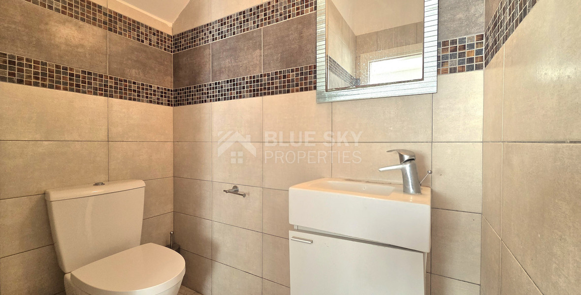 Six Bedroom Semi detached House for sale in Agios Athanasios