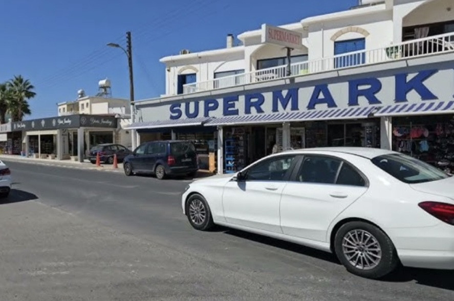 Tienda 140 m² en Polis Chrysochous, Chipre