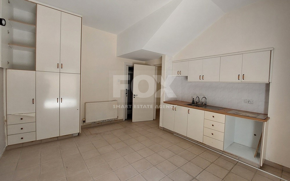 Five bedroom resale house in Geroskypou, in Paphos for sale