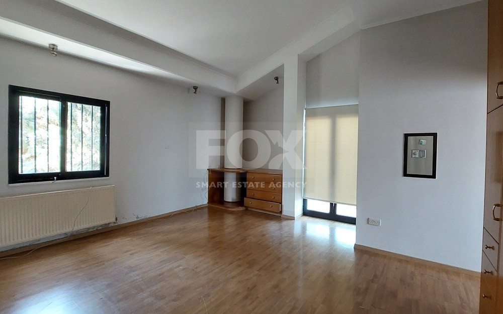 Five bedroom resale house in Geroskypou, in Paphos for sale