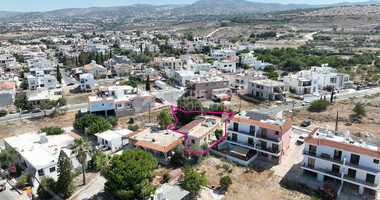 Ground floor house in Emba, Paphos for sale