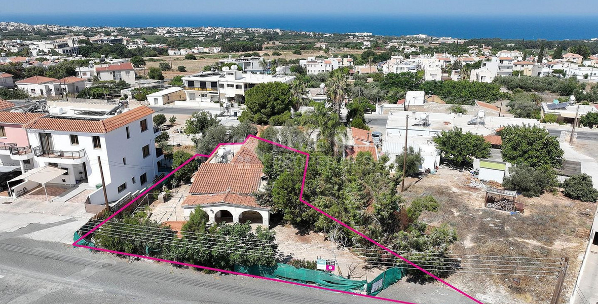 Ground floor house in Emba, Paphos for sale