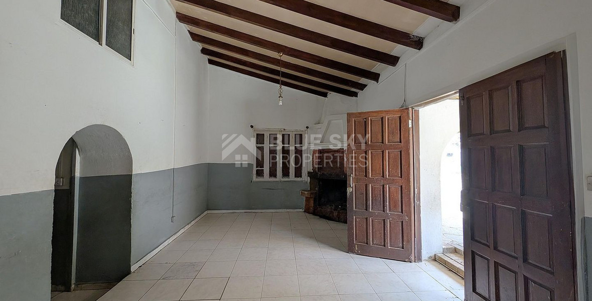 Ground floor house in Emba, Paphos for sale