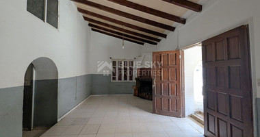 Ground floor house in Emba, Paphos for sale