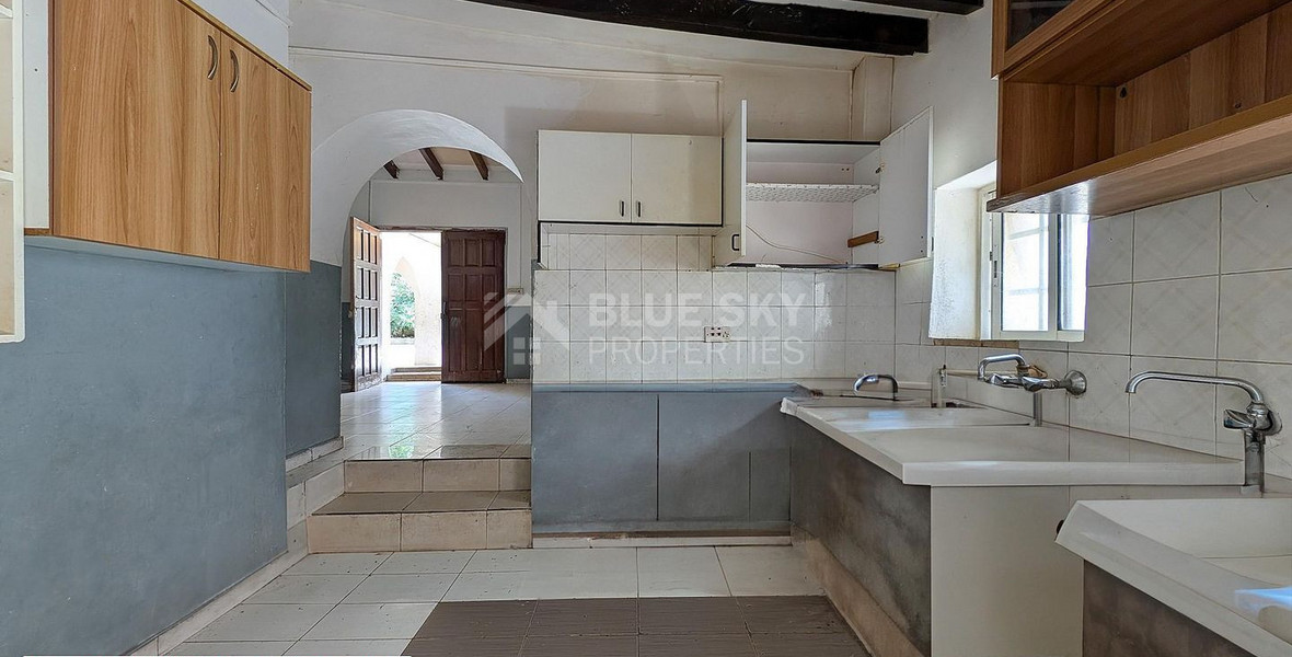 Ground floor house in Emba, Paphos for sale