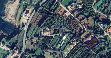Residential land for sale in Nea Dimmata 400 meters from the beach